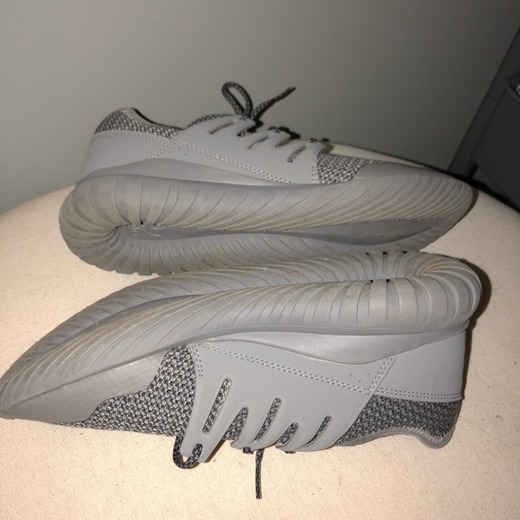 Adidas Tubular Sneakers - Picture 2 of 6